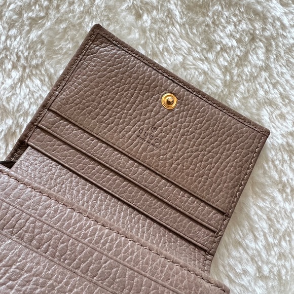 Authentic Gucci compact wallet - Picture 7 of 8